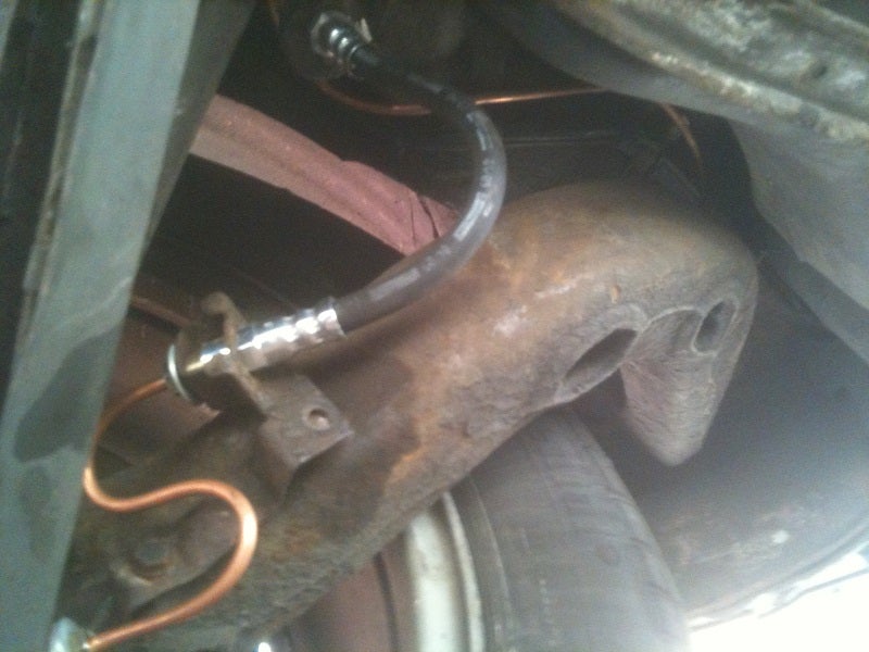 e36 318i corroded rear brake pipes e36 318i corroded rear brake pipes